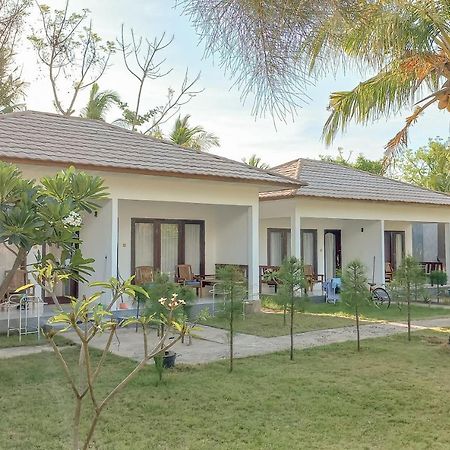 Nusa Indah Bungalows 吉利阿尔 外观 照片